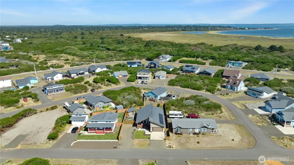 1252 Storm King Avenue SW Ocean Shores, WA 98569