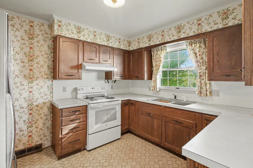 16427 Hi Land Trail Fenton Charter Township, MI 48451