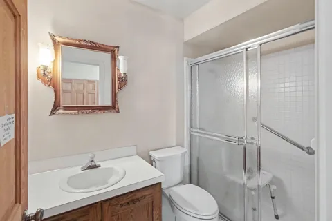 16427 Hi Land Trail