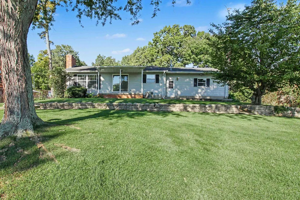 16427 Hi Land Trail Fenton Charter Township, MI 48451