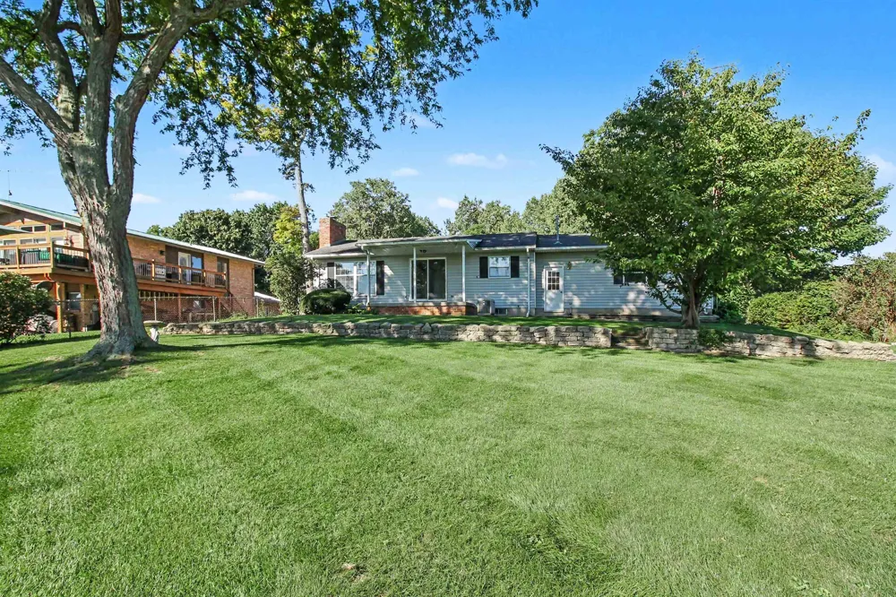 16427 Hi Land Trail Fenton Charter Township, MI 48451