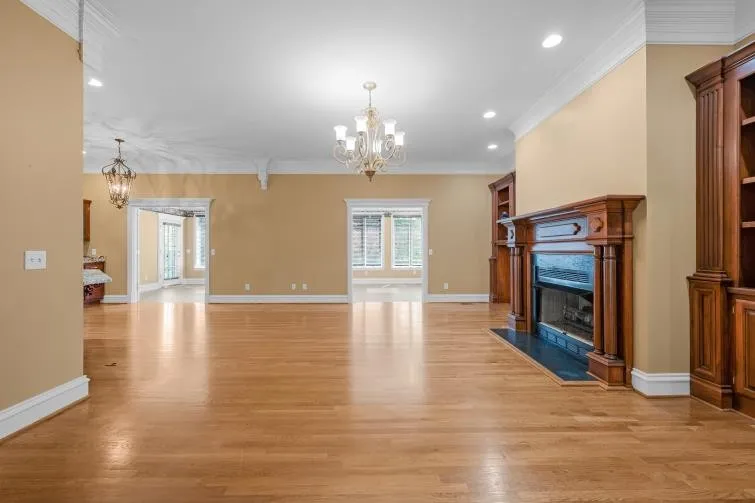 2006 Brunswick Dr Lebanon, TN 37087