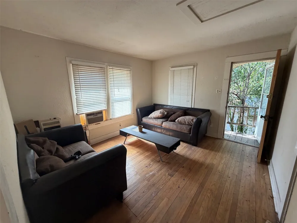1410 Circle Park Boulevard Fort Worth, TX 76164