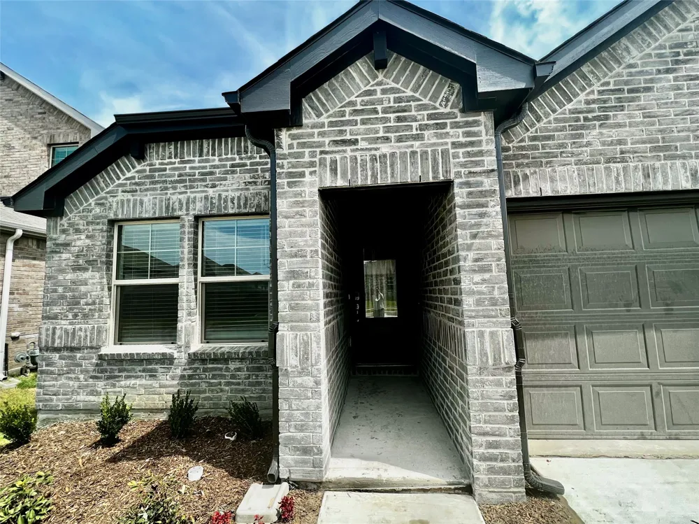 2343 Aspen Hill Drive Forney, TX 75126