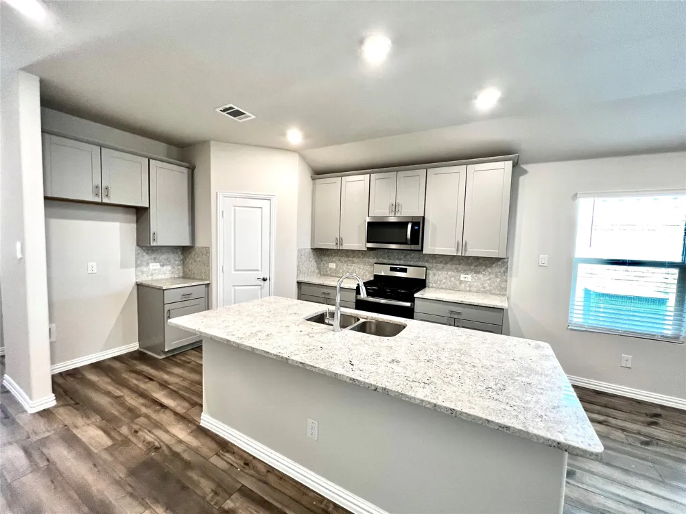 2343 Aspen Hill Drive Forney, TX 75126