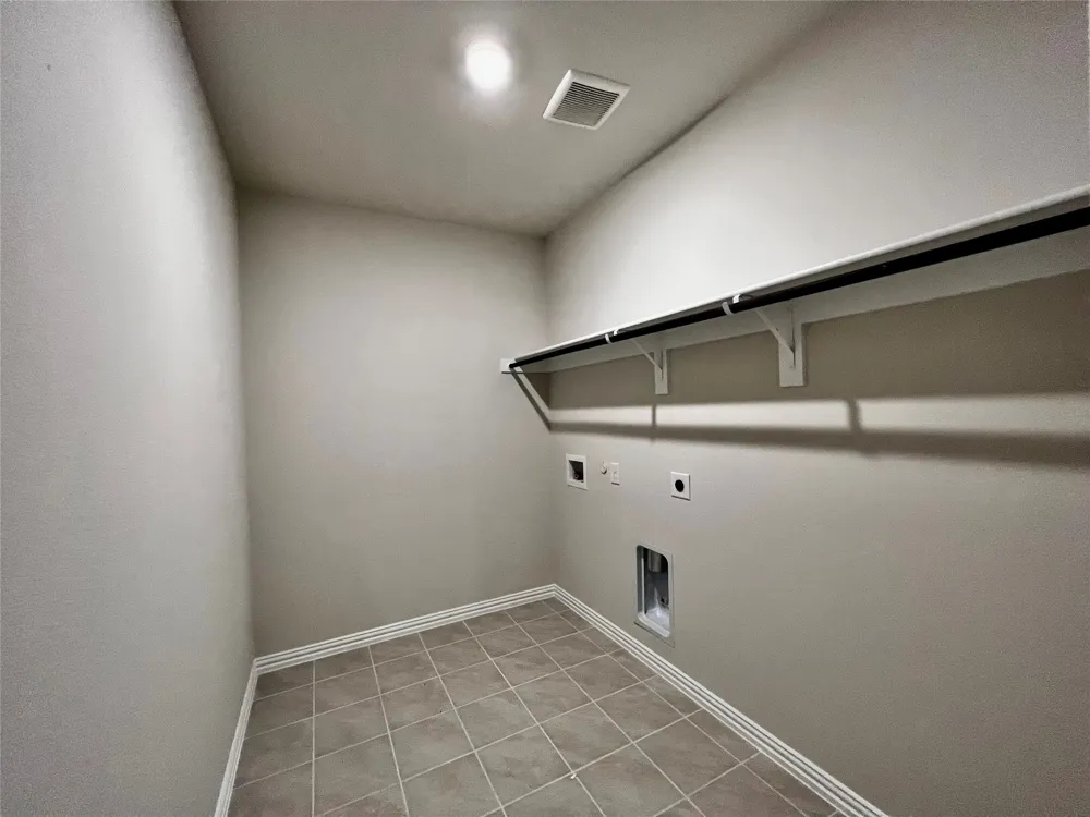 2343 Aspen Hill Drive Forney, TX 75126