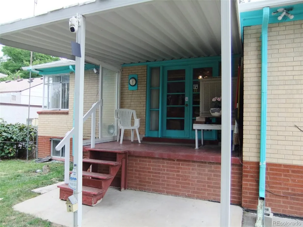 1355 Hanover Street Aurora, CO 80010
