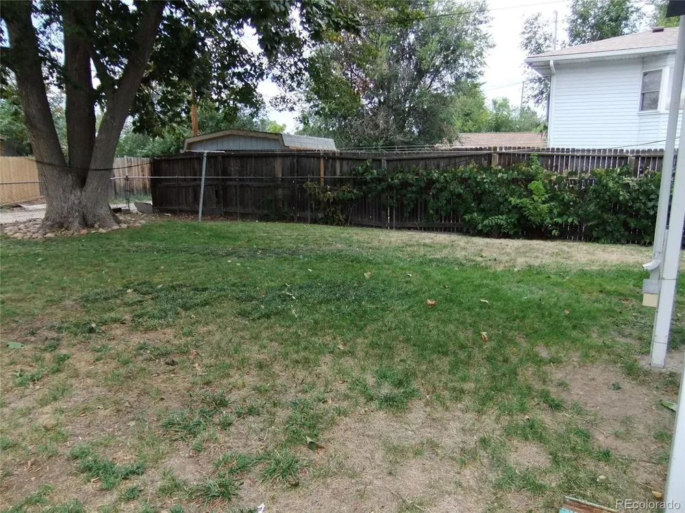 1355 Hanover Street Aurora, CO 80010