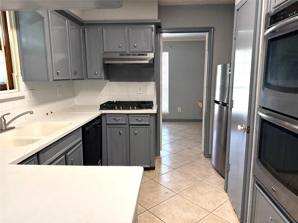 12615 Shannon Hills Drive Houston, TX 77099
