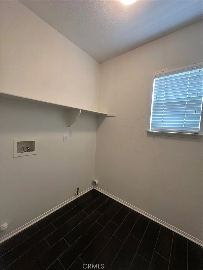 13811 Mimi Road Victorville, CA 92392