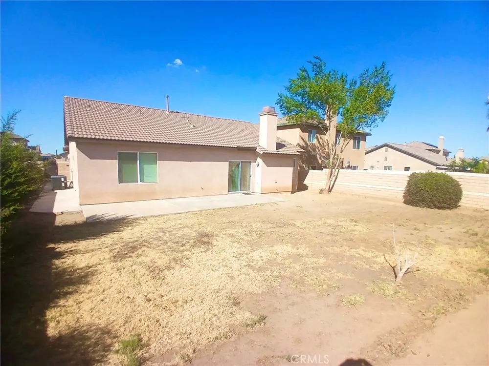 13811 Mimi Road Victorville, CA 92392