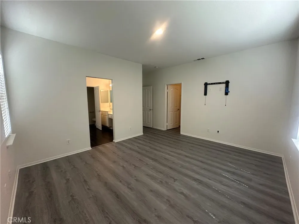 13811 Mimi Road Victorville, CA 92392