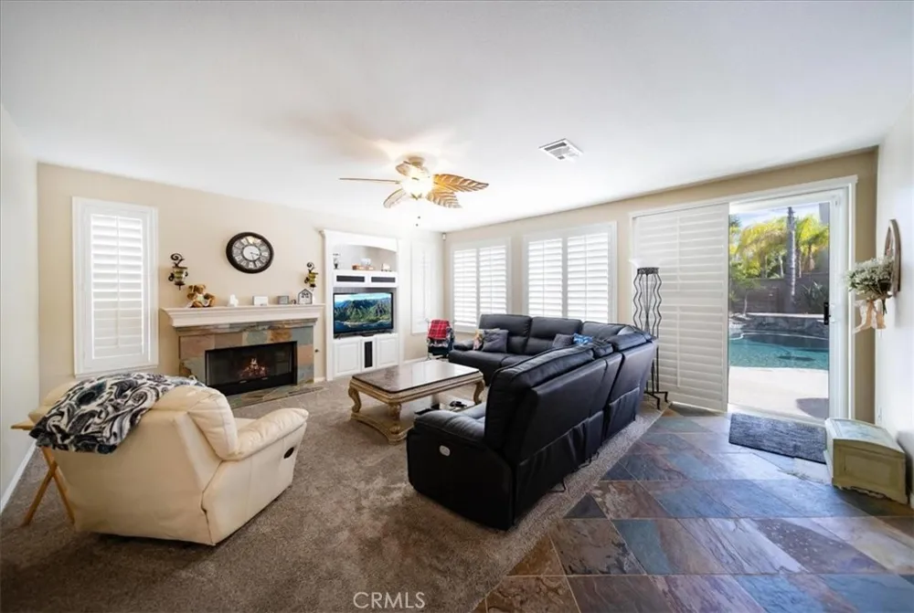42151 Kimberly Murrieta, CA 92562