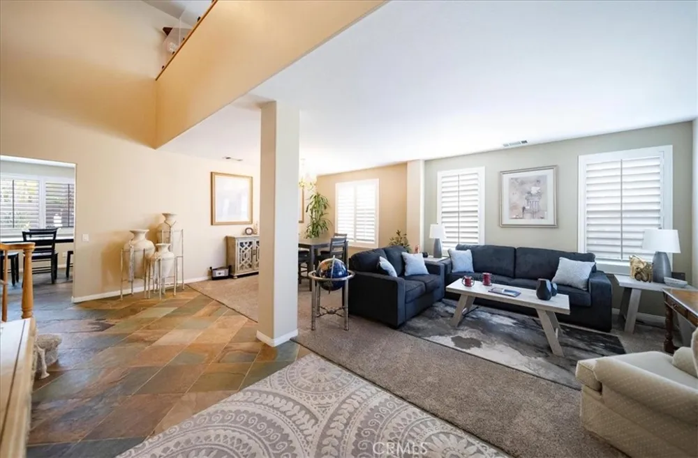 42151 Kimberly Murrieta, CA 92562