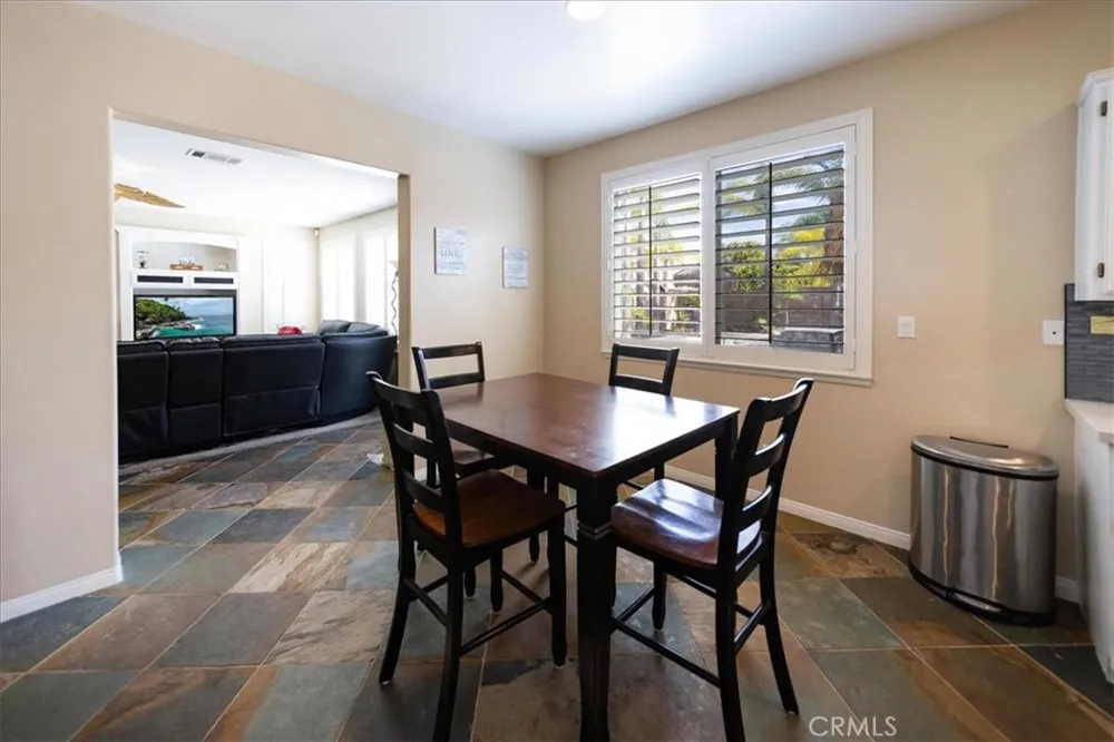 42151 Kimberly Murrieta, CA 92562