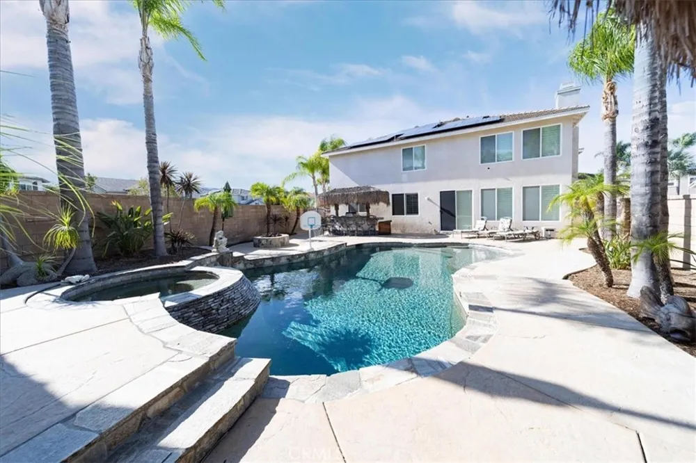 42151 Kimberly Murrieta, CA 92562