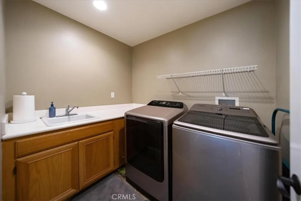 42151 Kimberly Murrieta, CA 92562