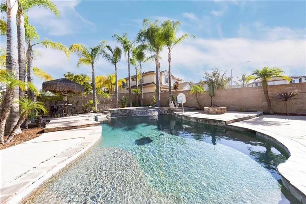 42151 Kimberly Murrieta, CA 92562