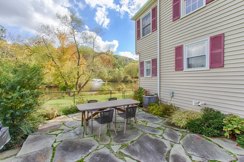 16 Mendham Ave Morris, NJ 07960
