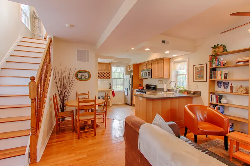 16 Mendham Ave Morris, NJ 07960