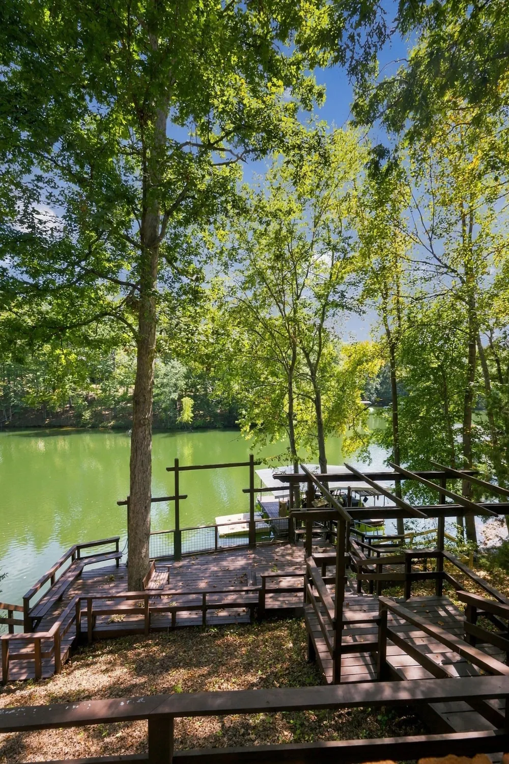 228 Murray Lake Dr Winchester, TN 37398