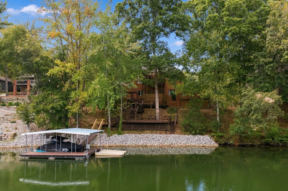 228 Murray Lake Dr Winchester, TN 37398