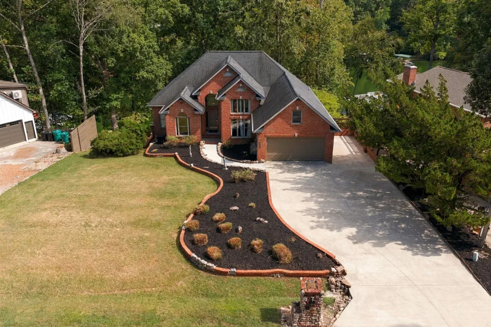 228 Murray Lake Dr Winchester, TN 37398