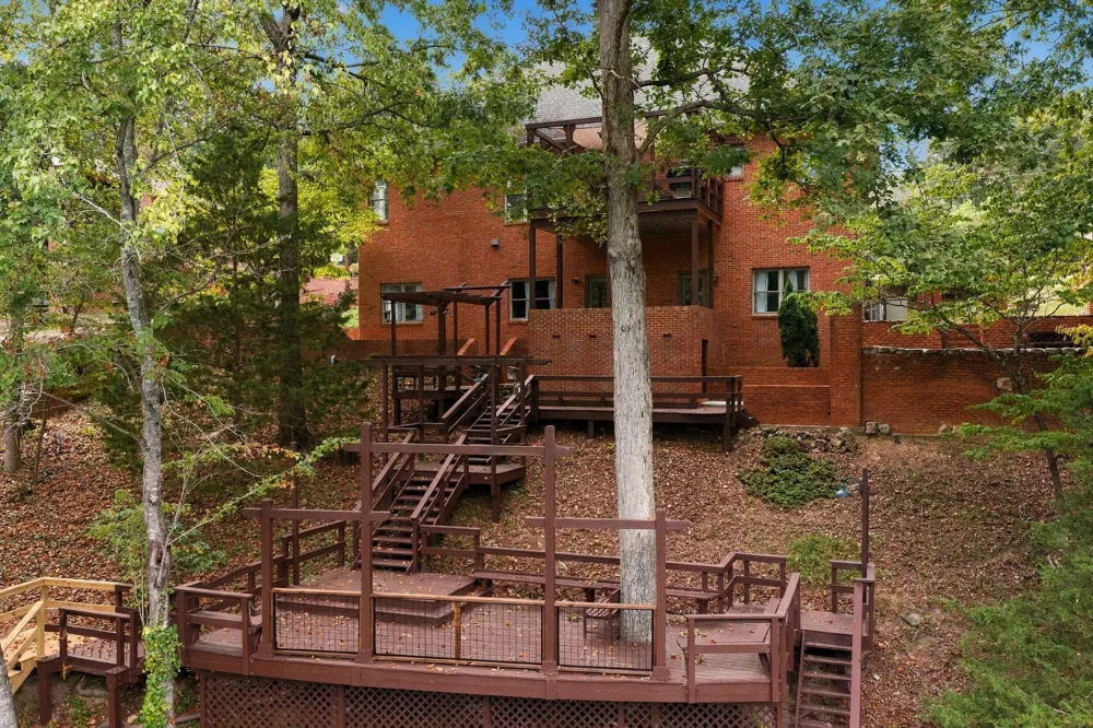 228 Murray Lake Dr Winchester, TN 37398