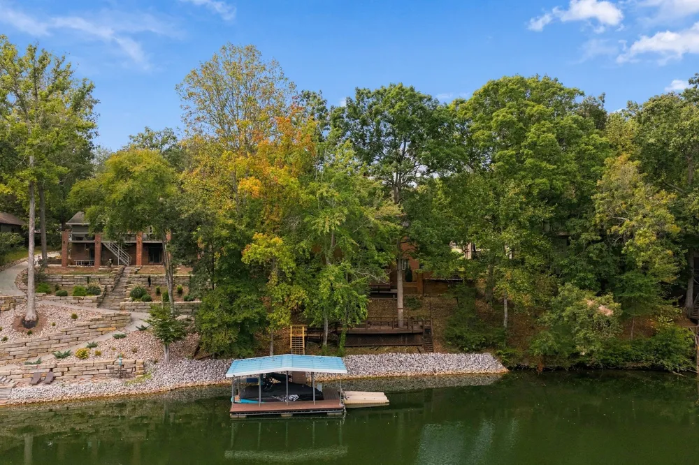 228 Murray Lake Dr Winchester, TN 37398
