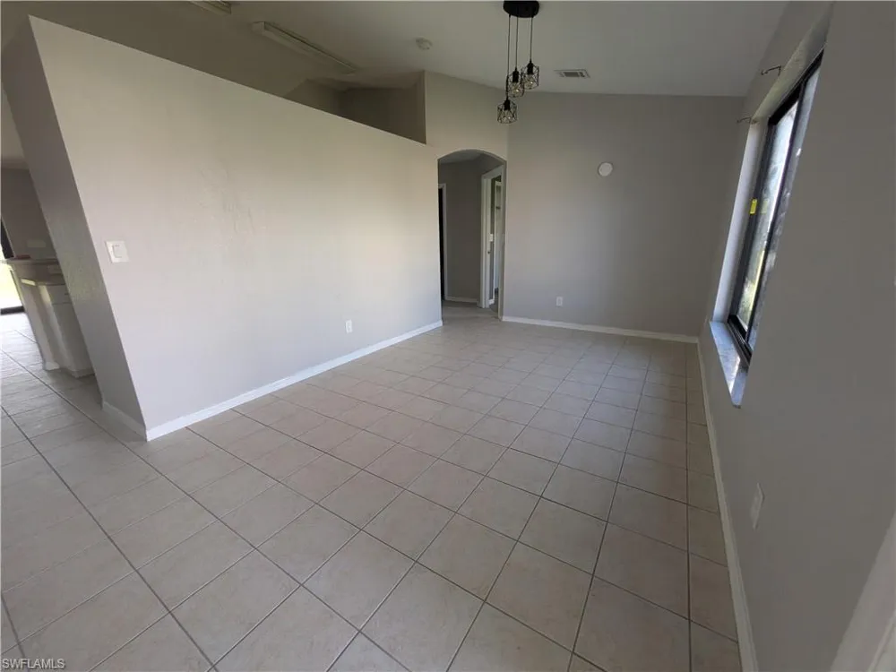 1725 NW 11th Court Cape Coral, FL 33993