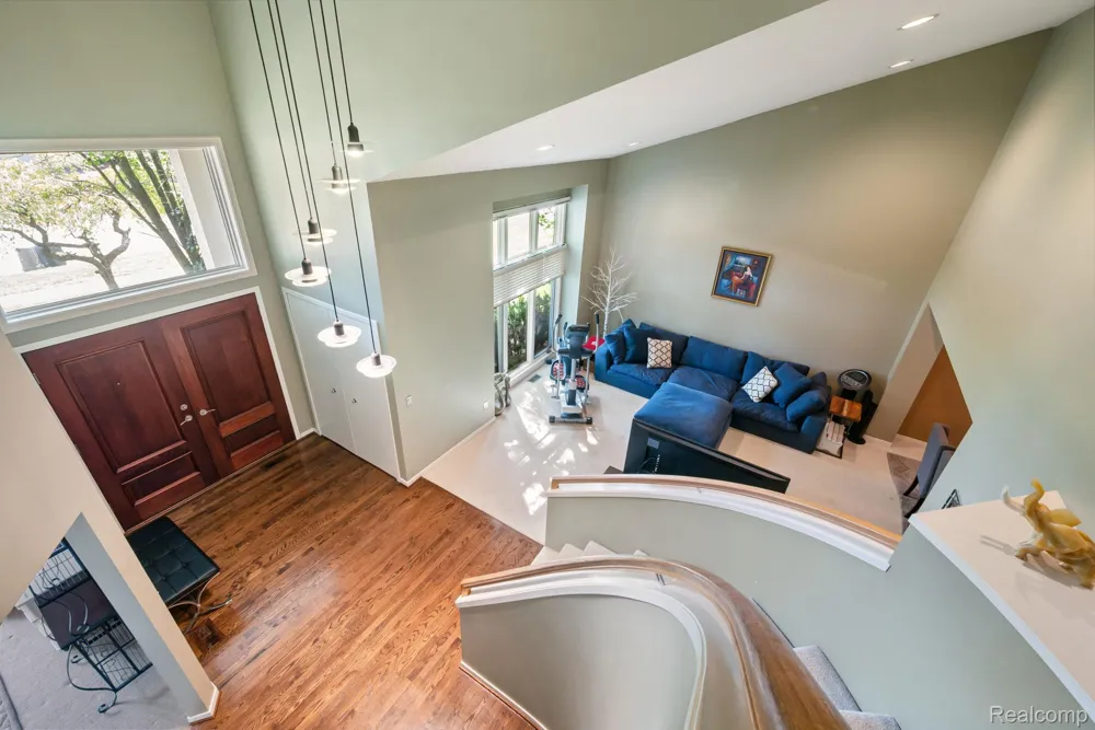 7367 Village Square Drive West Bloomfield Charter Township, MI 48322