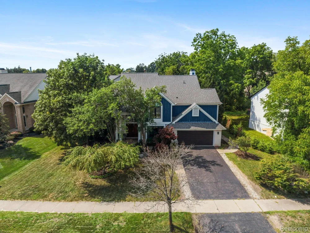 7367 Village Square Drive West Bloomfield Charter Township, MI 48322