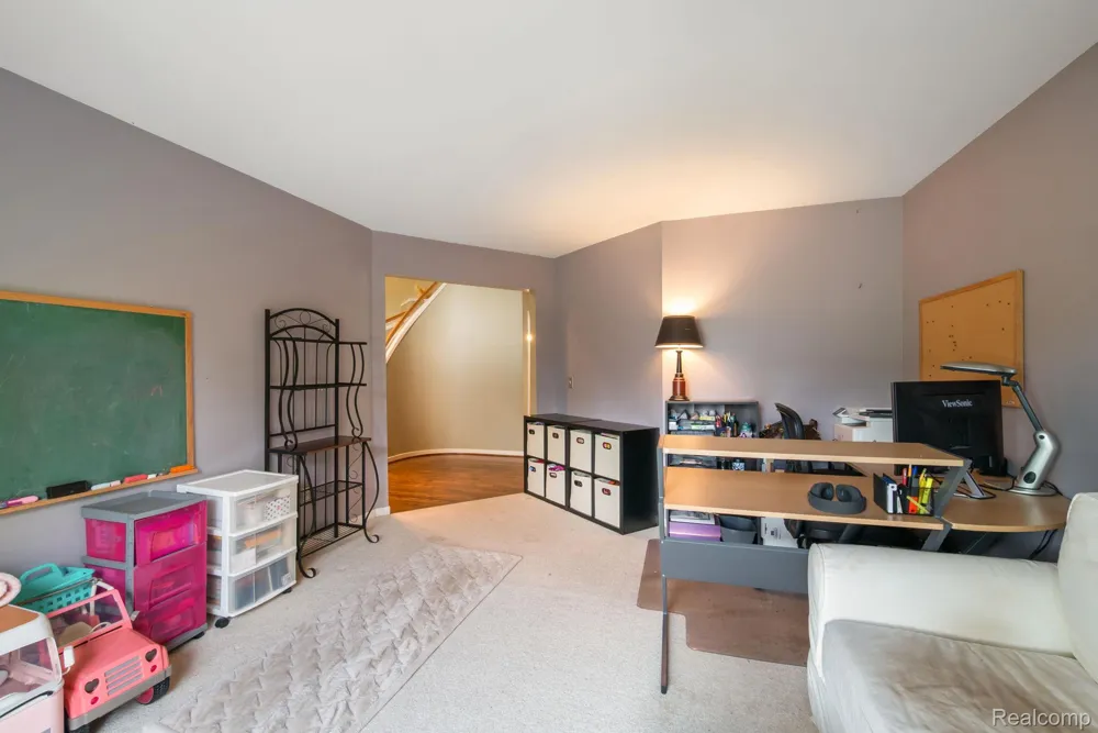 7367 Village Square Drive West Bloomfield Charter Township, MI 48322