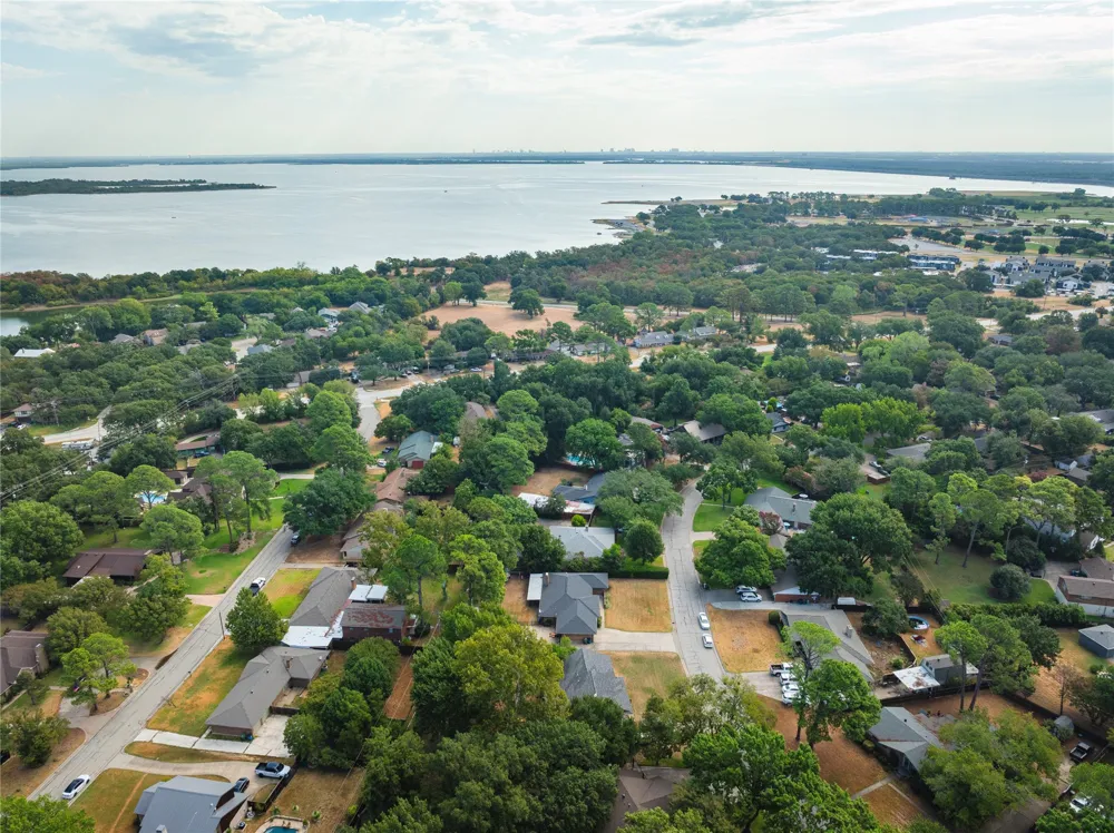 528 Marcus Drive Lewisville, TX 75057