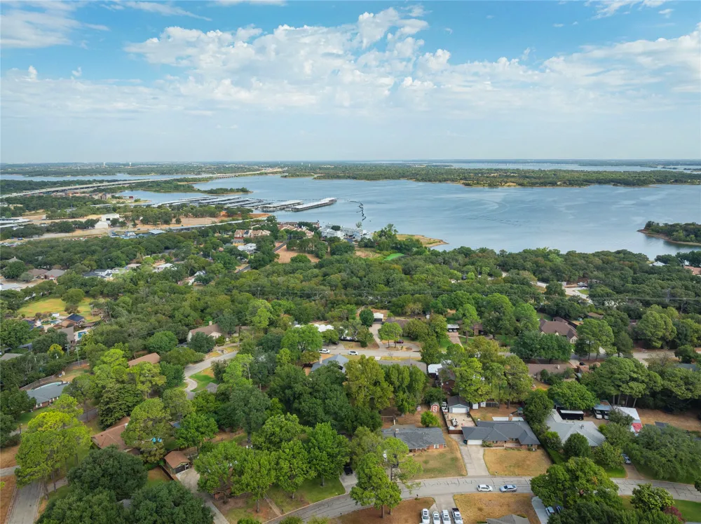 528 Marcus Drive Lewisville, TX 75057
