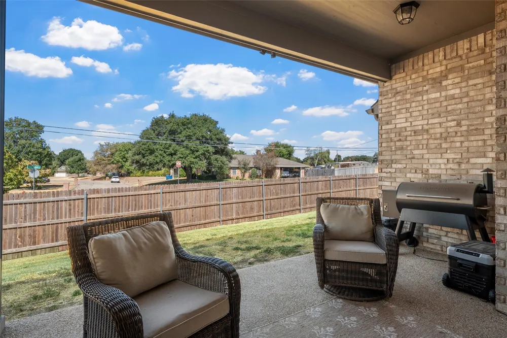237 Big Creek Loop Hewitt, TX 76643