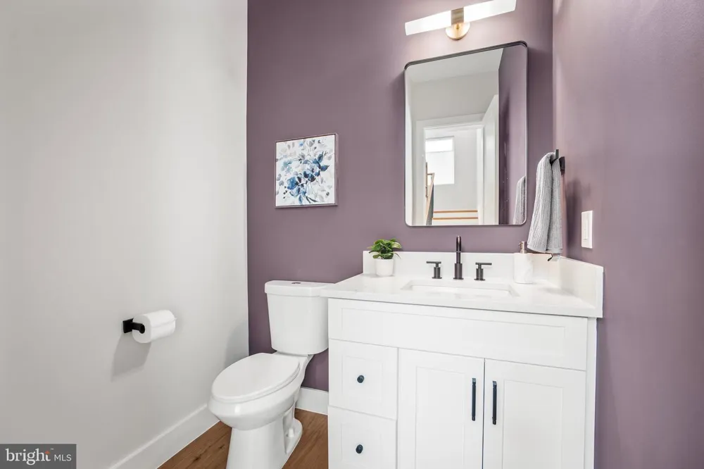 8023 LEWINSVILLE ROAD Mclean, VA 22102