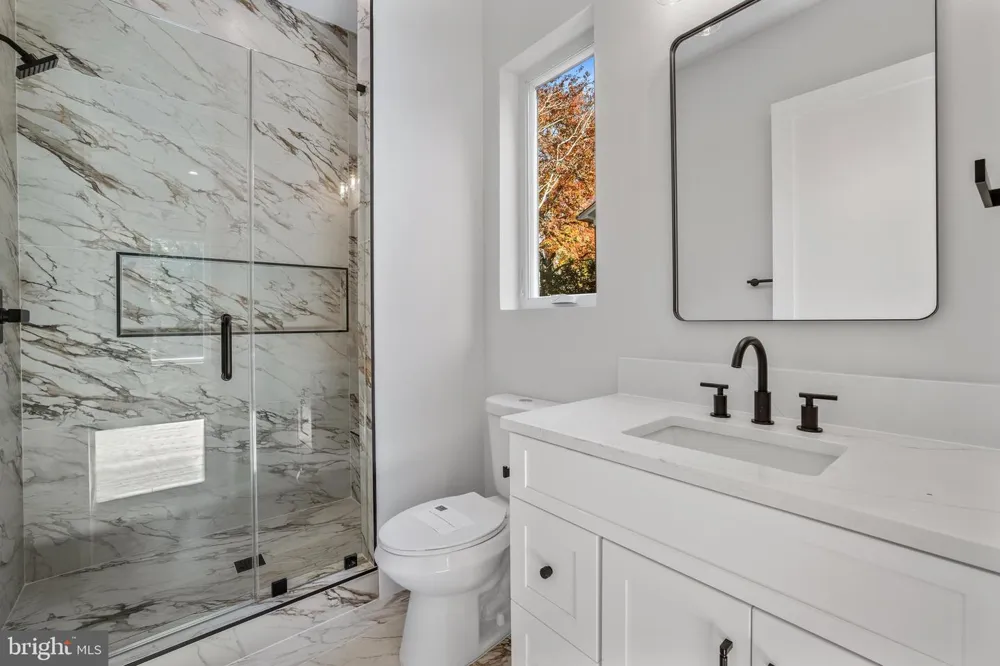 8023 LEWINSVILLE ROAD Mclean, VA 22102