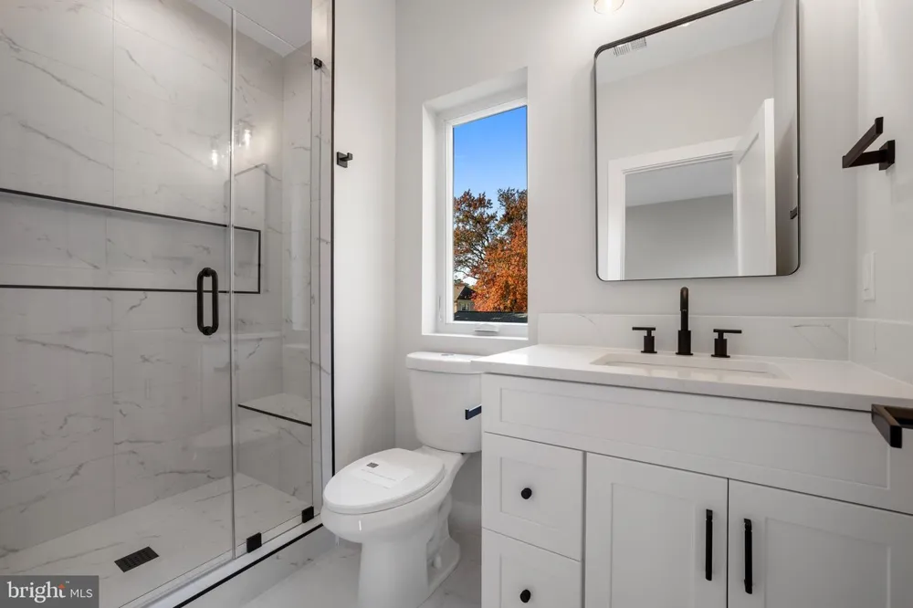 8023 LEWINSVILLE ROAD Mclean, VA 22102