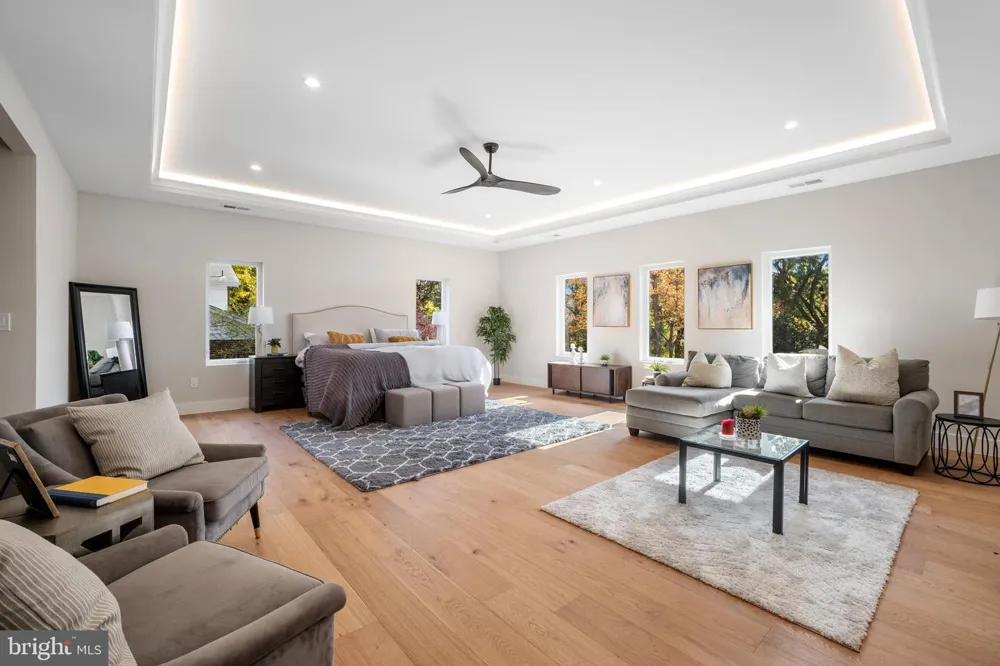 8023 LEWINSVILLE ROAD Mclean, VA 22102