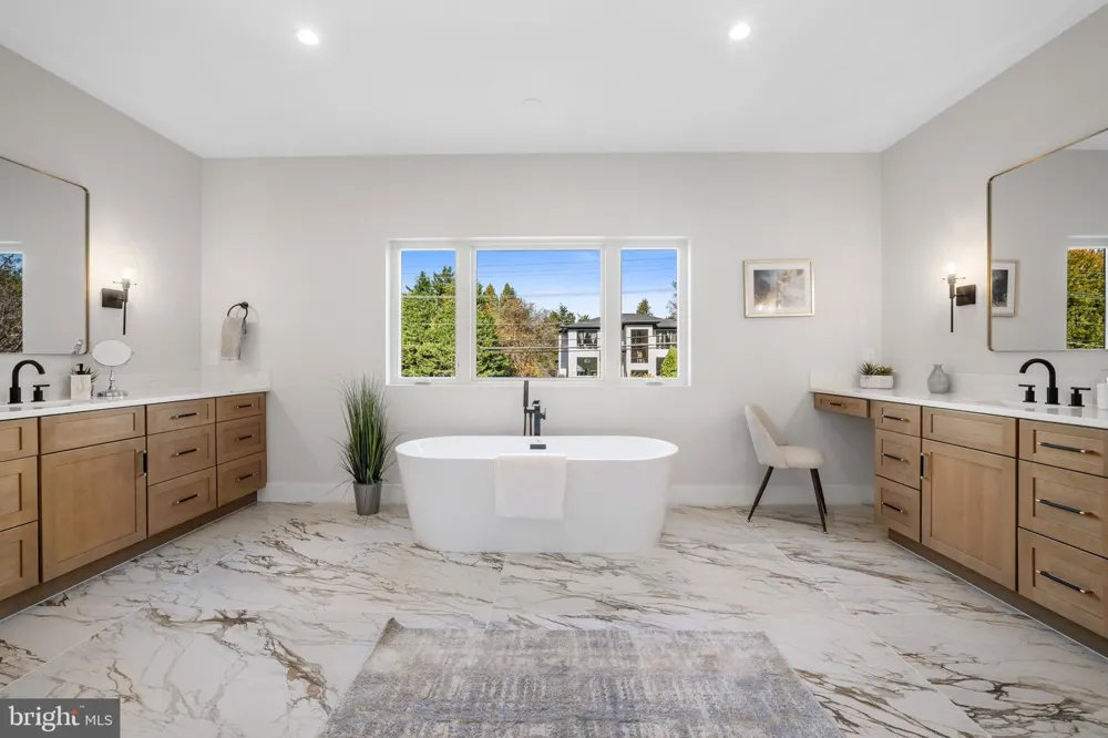 8023 LEWINSVILLE ROAD Mclean, VA 22102