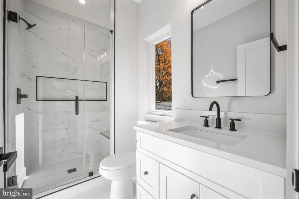 8023 LEWINSVILLE ROAD Mclean, VA 22102