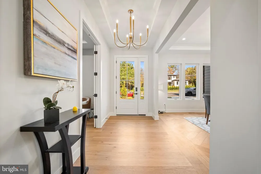8023 LEWINSVILLE ROAD Mclean, VA 22102