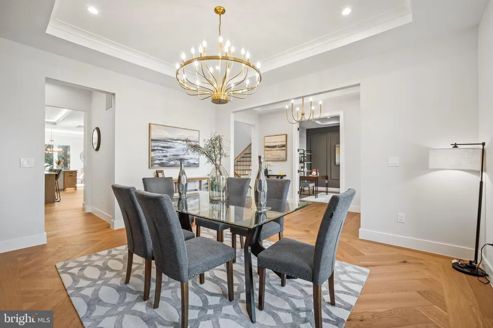 8023 LEWINSVILLE ROAD Mclean, VA 22102