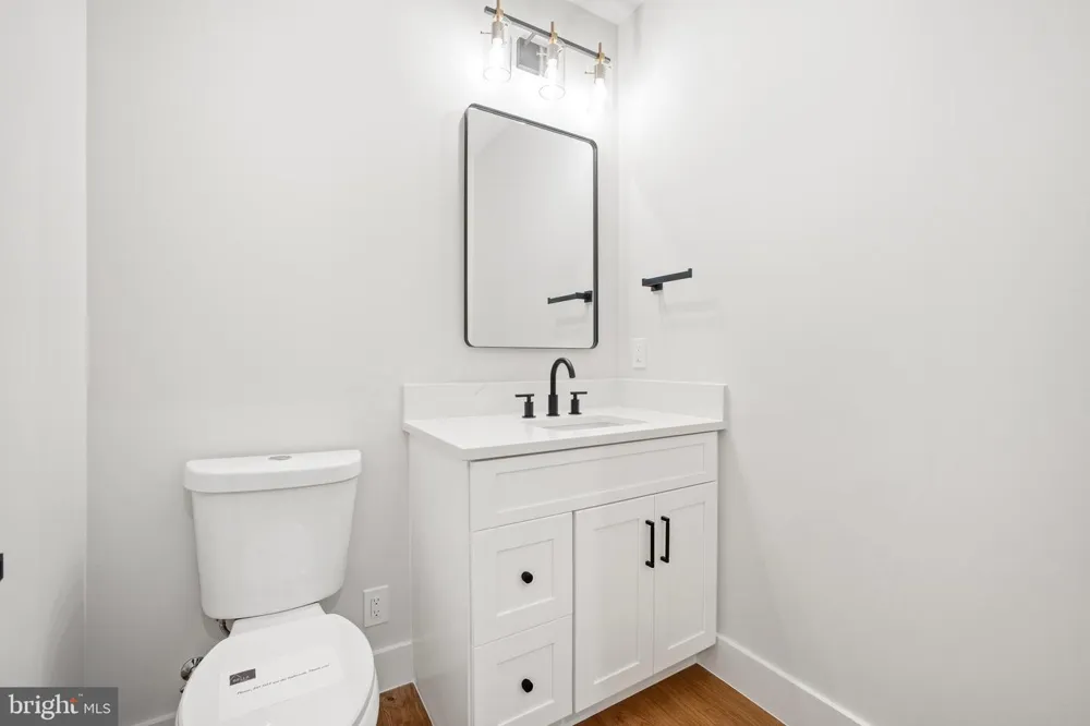 8023 LEWINSVILLE ROAD Mclean, VA 22102