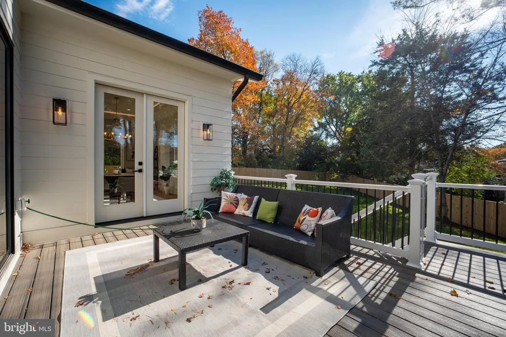8023 LEWINSVILLE ROAD Mclean, VA 22102