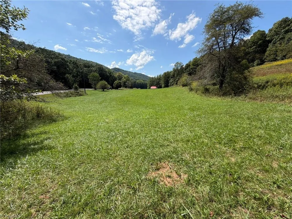 108-B E Mill Creek Road Fleetwood, NC 28684