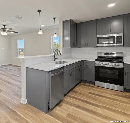 586,590,594,598 Abigail Alley San Antonio, TX 78253