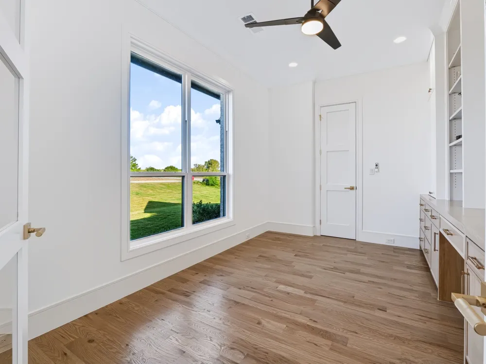 153 Red Bird Lane Bells, TX 75414
