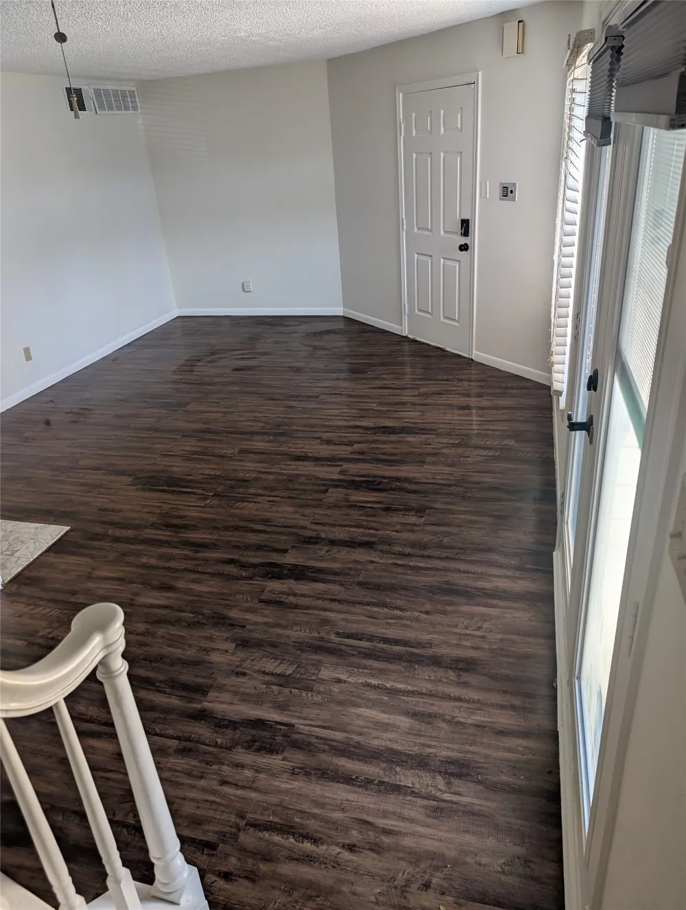 2310 Balsam Drive #B206 Arlington, TX 76006